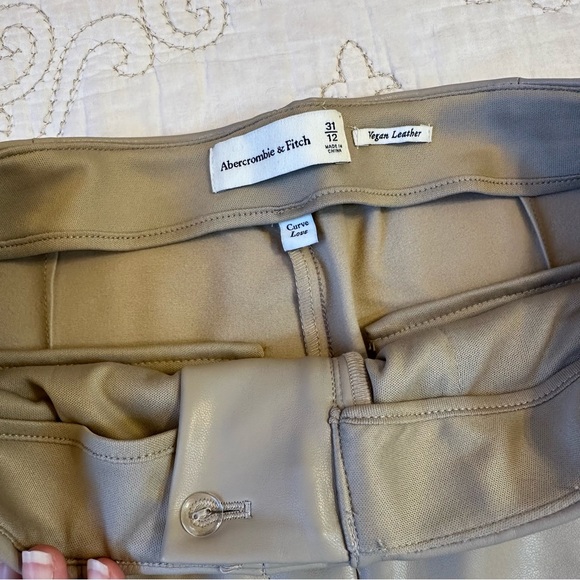 -NWT A&F curve love vegan leather beige flare pants - Picture 6 of 8